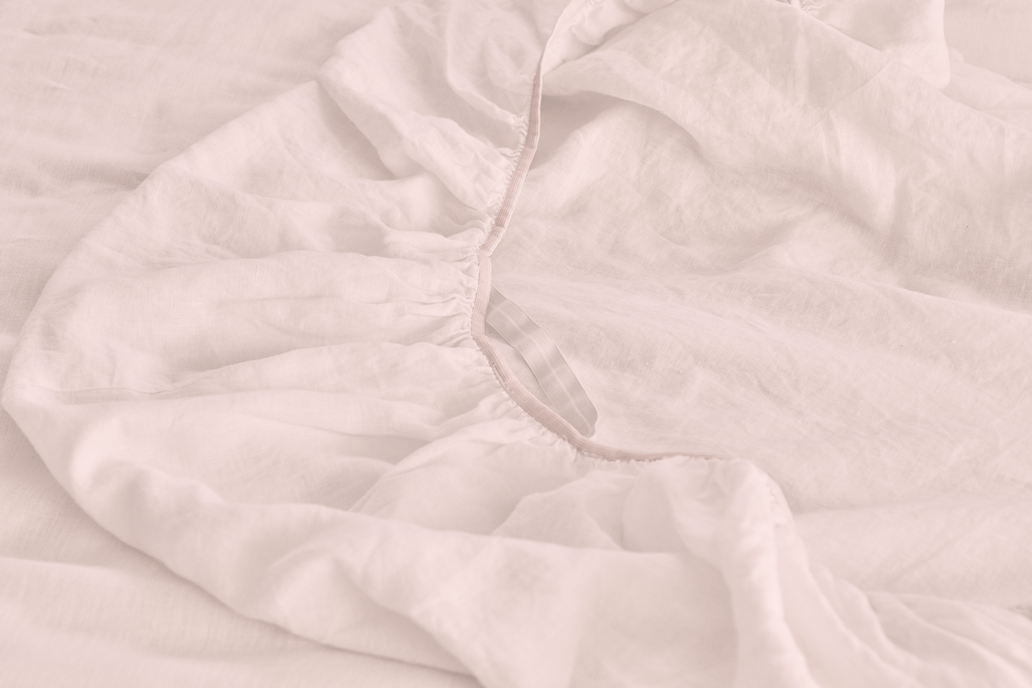 Hemp Fitted Sheet in Rosewater